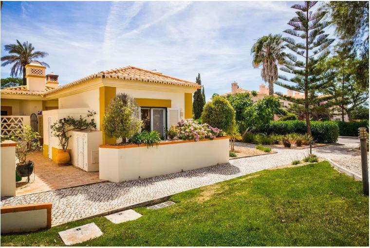 2Bedroom Bungalow Heated Shared Pool ,Near Carvoeiro And Ferrugudo Exterior foto